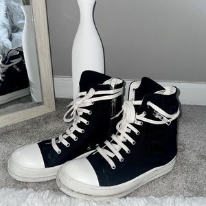 - Authentic Rick Owens DRKSHDW